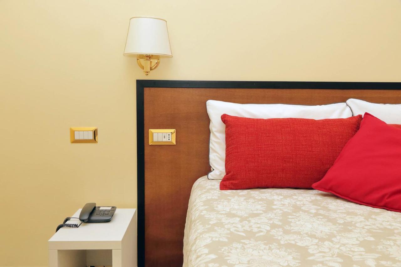 Fancy Guesthouse Vatican Roma Esterno foto