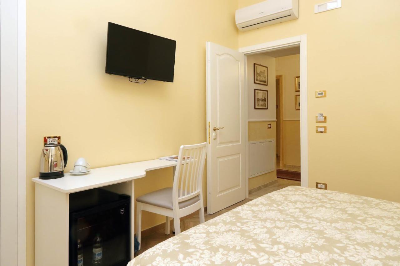 Fancy Guesthouse Vatican Roma Esterno foto
