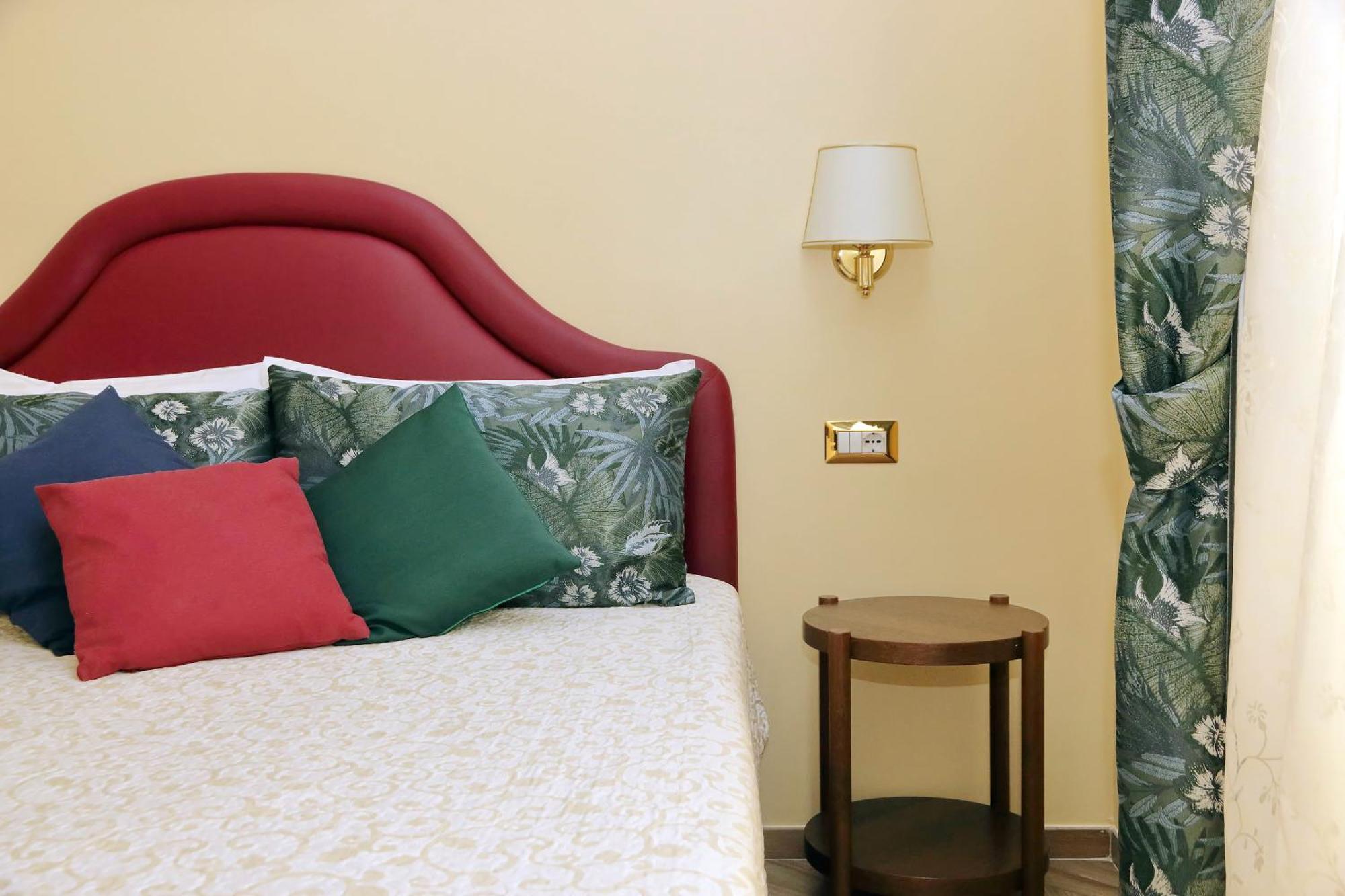Fancy Guesthouse Vatican Roma Esterno foto